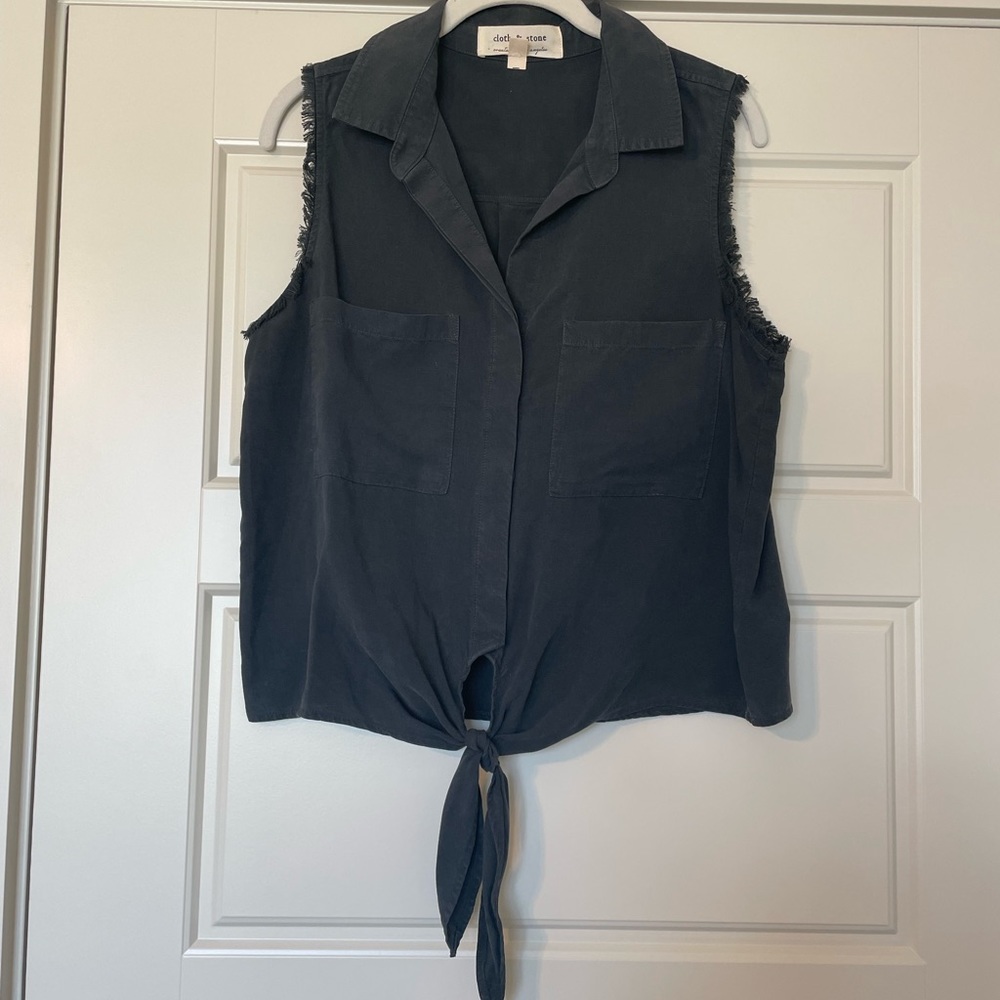 Charcoal gray cloth & stone tank tie front